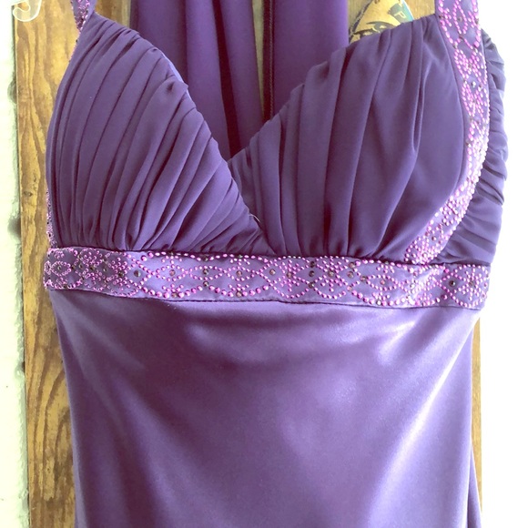 Prom dress - Picture 1 of 3